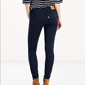 Levi’s super soft 710